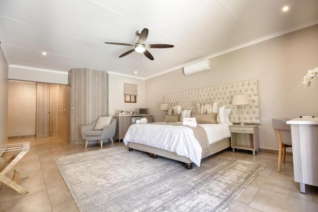 Parkhill Luxury Accommodation Bloemfontein Ngoại thất bức ảnh
