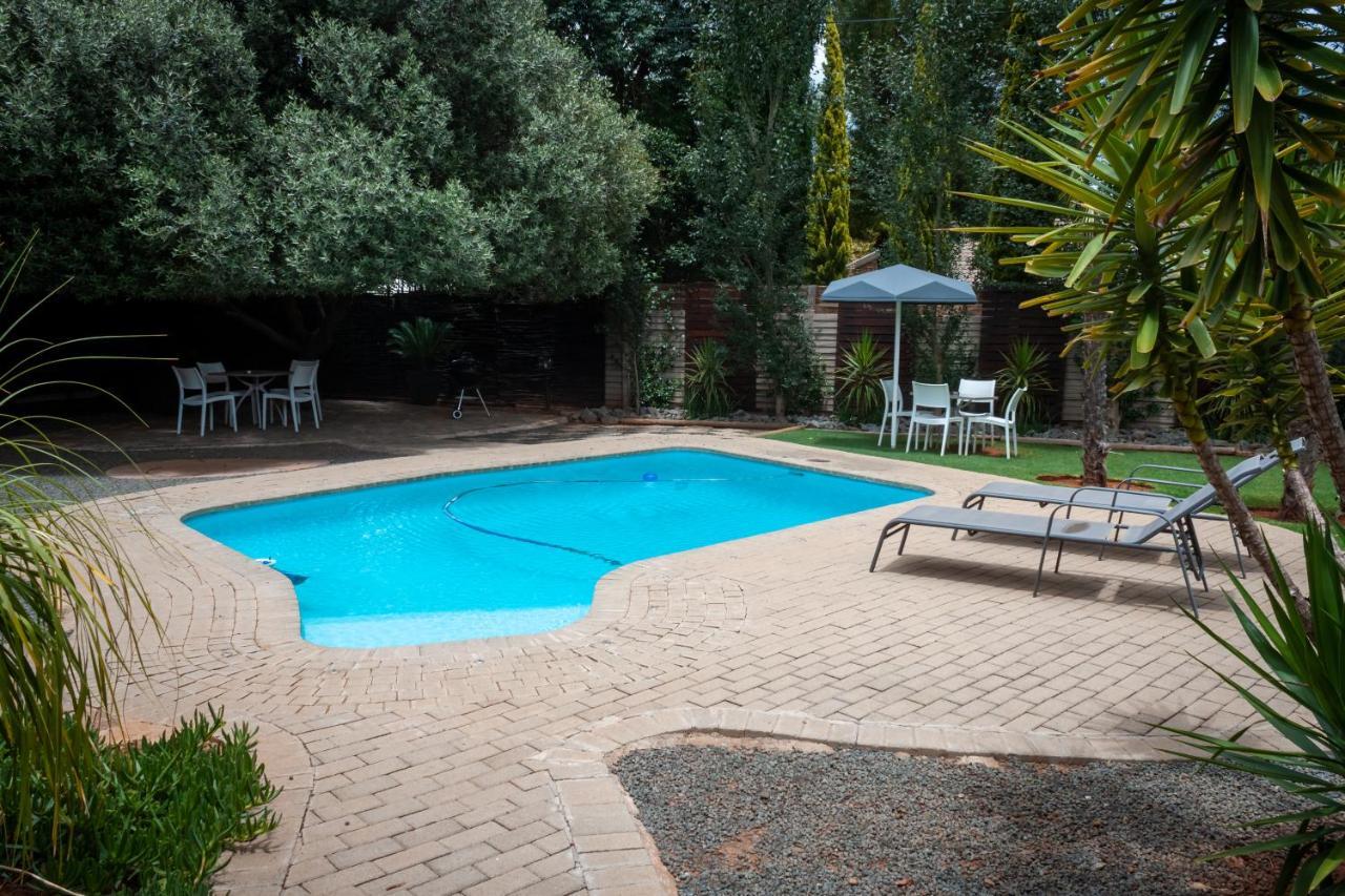 Parkhill Luxury Accommodation Bloemfontein Ngoại thất bức ảnh